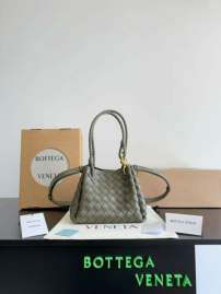 Picture of Bottega Veneta Handbags _SKUfw205457161fw
